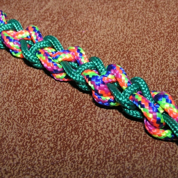 Multi Color Para Cord Small Animal Unisex Bracelet - Picture 5 of 6